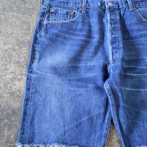Vintage Levi's 501 Cut Off Shorts Mens 40 Blue Bermuda Jorts Grunge Denim 10" - Picture 2 of 7